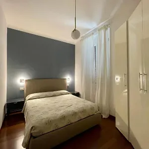 the-painting-apartment-a-central-and-lovely-apartment-in-milan.it-lombardy.com/